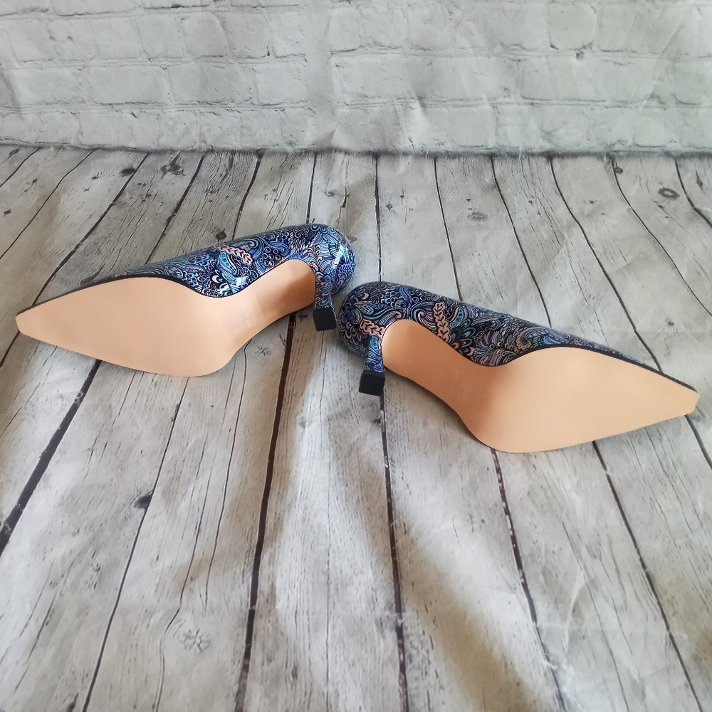 NIB Jcxuanyan Blue Patterned Patent Leather Heels - 8 - Picture 11 of 11